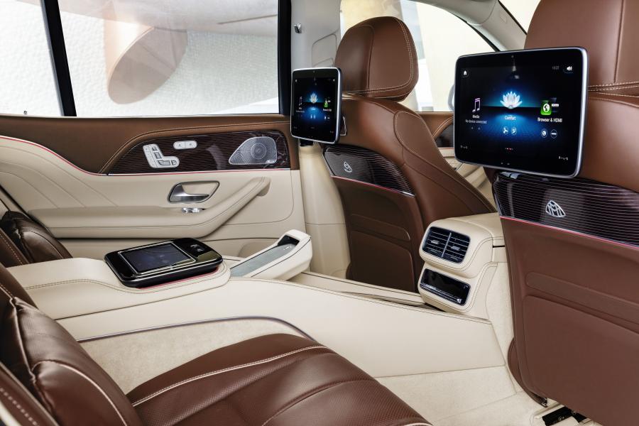 Интерьер Mercedes-Maybach GLS600 4Matic (X167) 2020 года  (WW) (фото 49 из 66)
